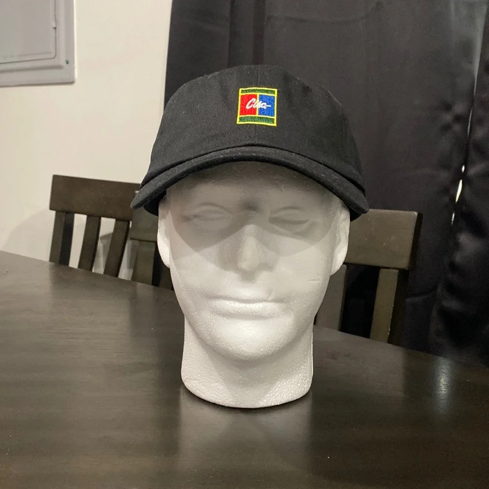 Clsc StrapBack - Picture 1 of 5